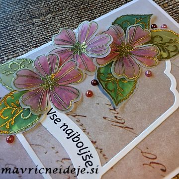 Zlato embosirane rožice na paus papirju