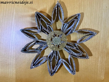 3 snežinka iz rolic toaletnega papirja