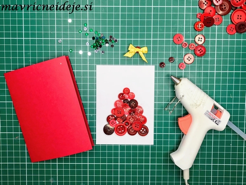 Voščilnica z gumbi 5