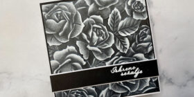 sožalnica z vrtnicami