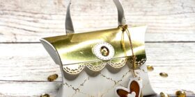 mini-bag-Pillow-Box-Punch-Board-by-We-R-Memory-Keepers-1