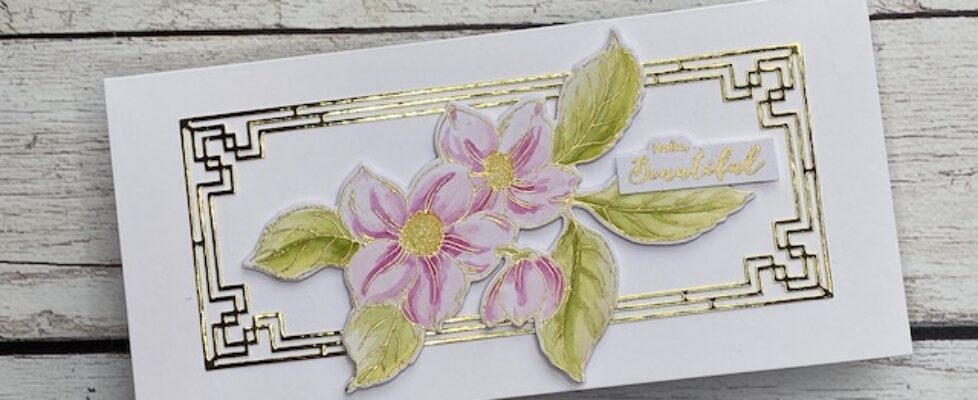 voščilnica-s-cvetom-bela