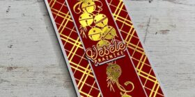 spellbinders-Plaid-Tidings-Background-Glimmer-Hot-Foil-Plate-1