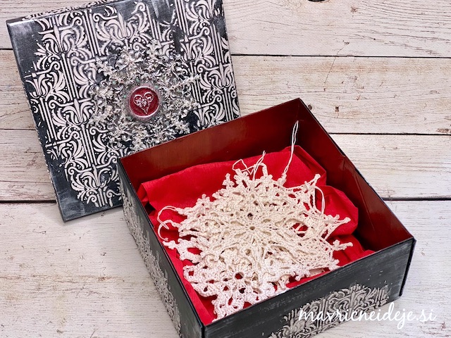 This image has an empty alt attribute; its file name is mixed-media-decorative-box-1-1.jpeg