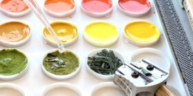 Distress-pencils-as-pallete